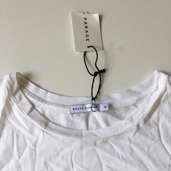 South Parade Women Size M White Crew Neck  T-Shirt - Picture 2 of 4